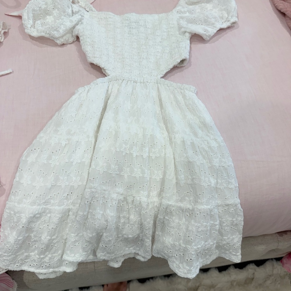 Katie J Girls  White Lace cutout  Dress L